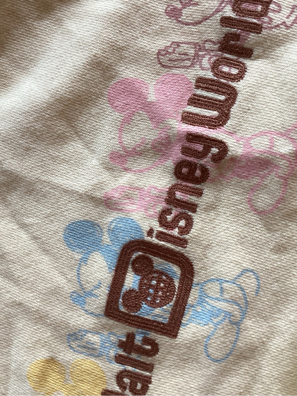 Disney Pale Yellow Ice Cream Mickey Crop Crewneck Sleeveless Sweatshirt Top -1X - Picture 6 of 10